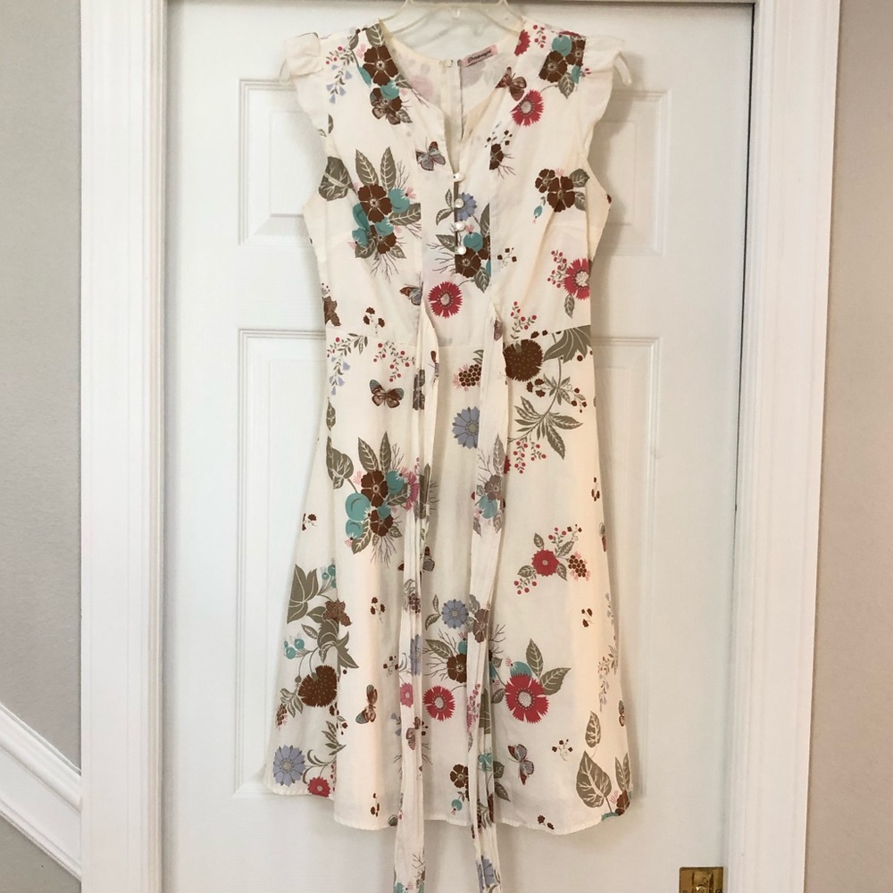Papaya Brand Ivory Floral Dress with Pearl Buttons